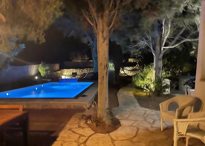 Βίλα Elegante Con Piscina Privata In Centro Parco Privato E Massima Privacy *
